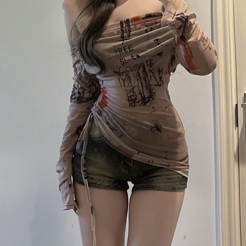 تي شيرت نسائي بأكمام طويلة بتص - مراجعة Screen Top Mesh وسعره
